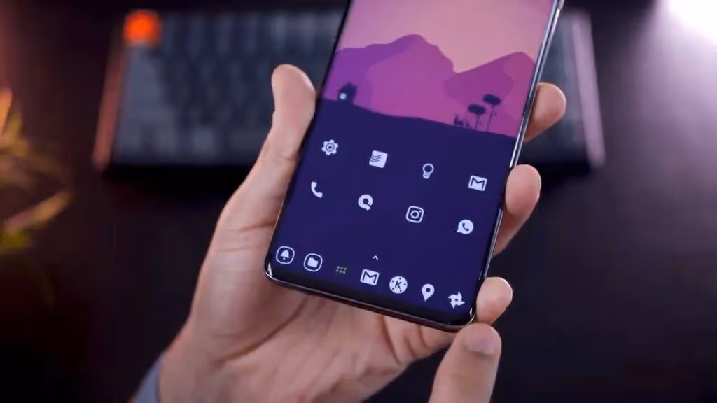 Nova (Android Launcher 2021)